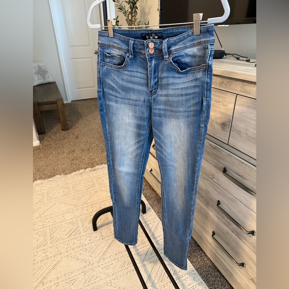 Indigo Rein Mid Rise Skinny Jeans Double Button Size 11